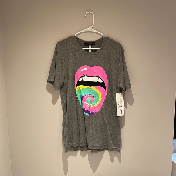 Grey t shirt - Picture 1 of 1